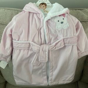 NWT. Blankets and Beyond Bathrobe
